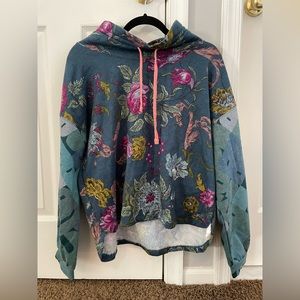 Daily Practice Patterned Sweatshirt Size M NWT